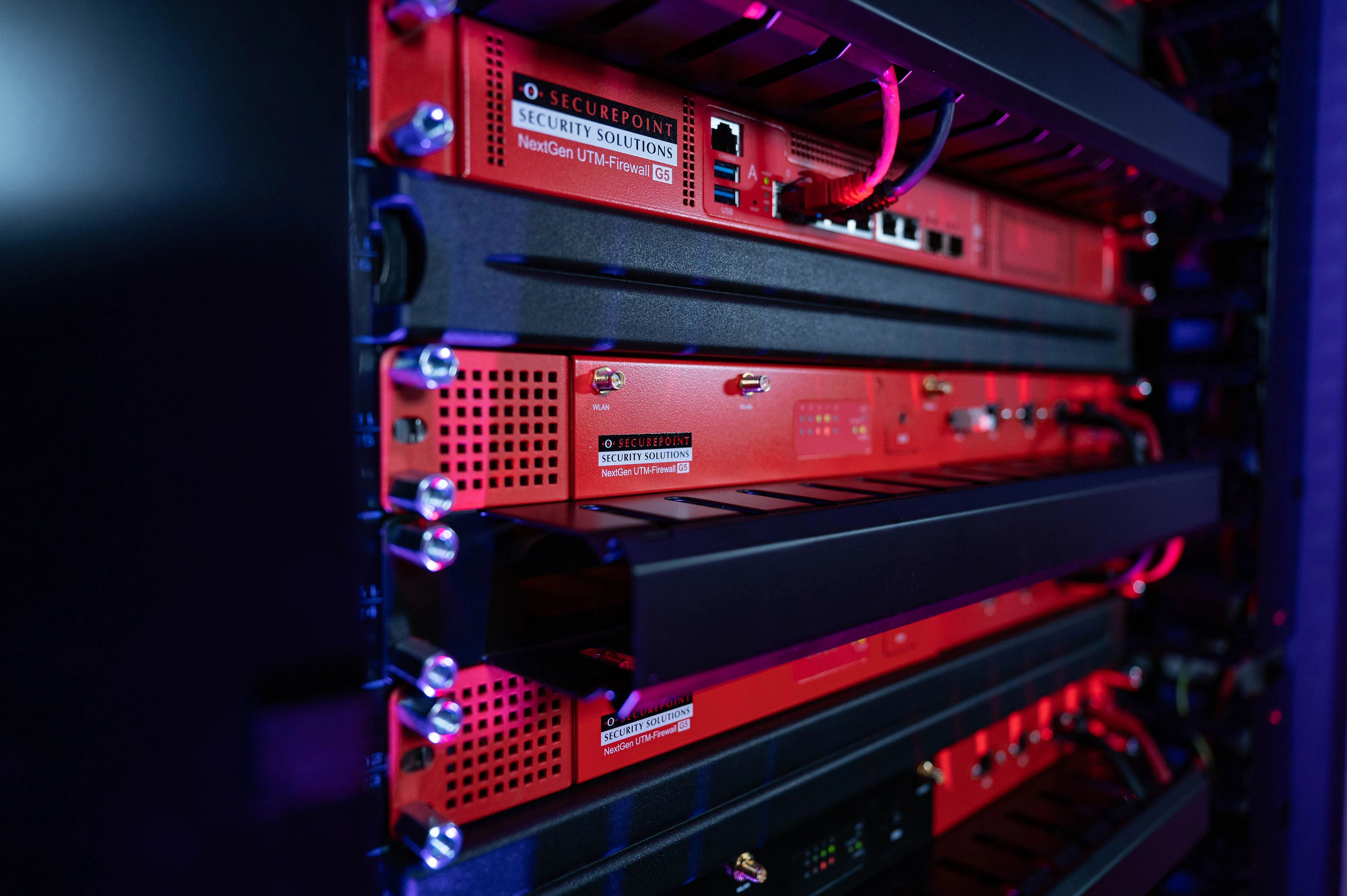 Securepoint-Firewall im Serverschrank